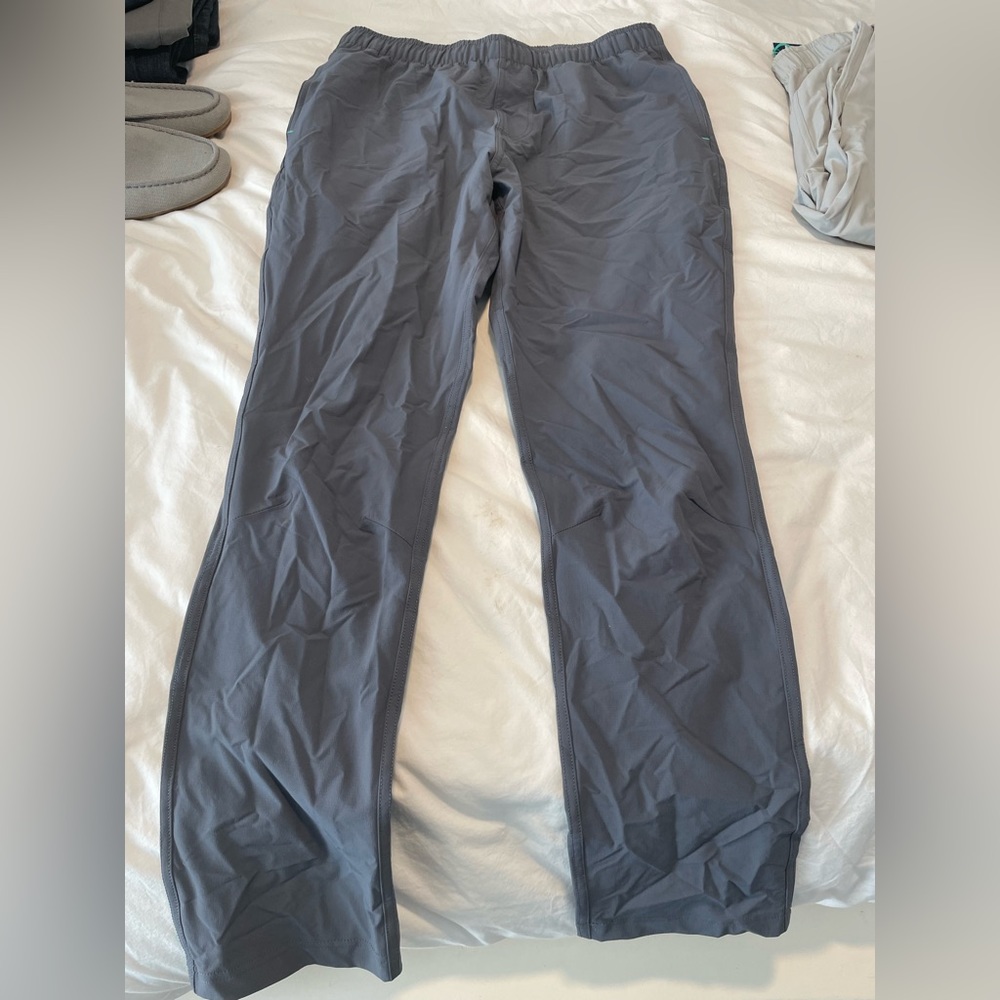 Myles Make Moves. Men’s pants. Size MD. 30inch inseam. Never been worn.